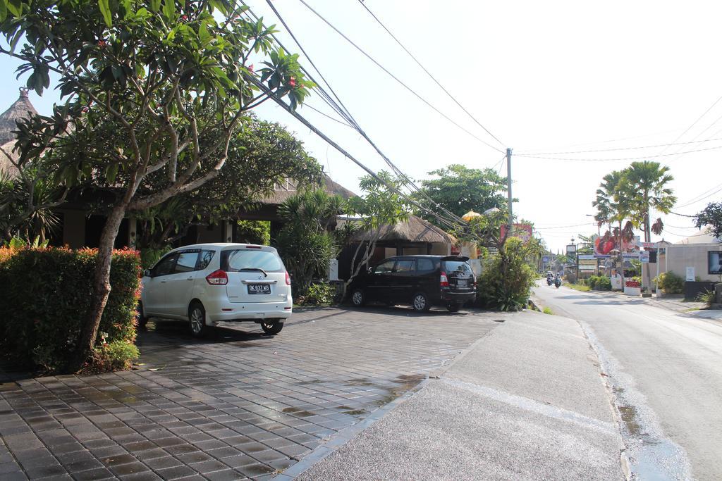 D'Alang Alang Villas Seminyak Buitenkant foto