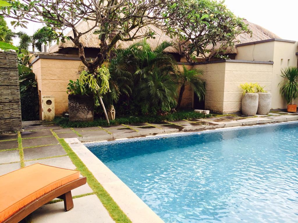D'Alang Alang Villas Seminyak Buitenkant foto