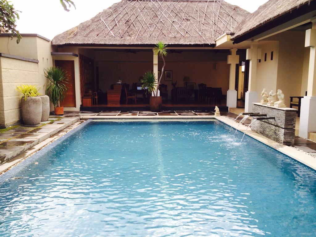 D'Alang Alang Villas Seminyak Buitenkant foto