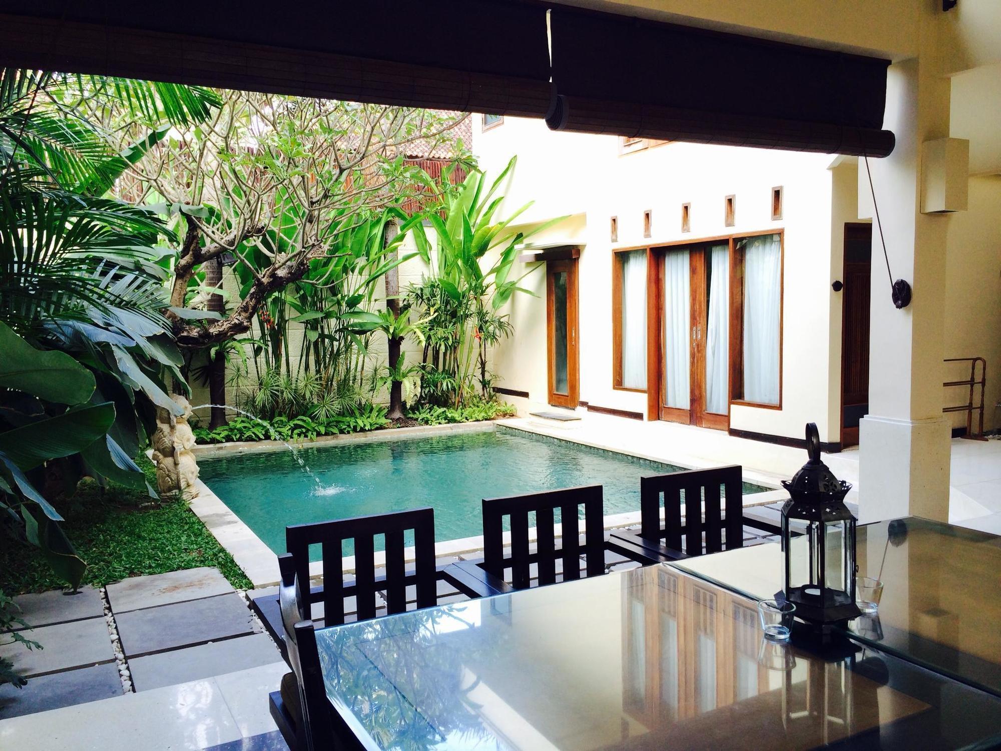 D'Alang Alang Villas Seminyak Buitenkant foto