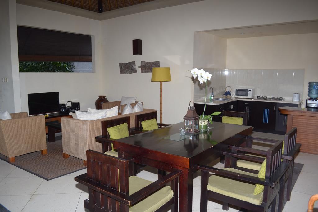 D'Alang Alang Villas Seminyak Buitenkant foto