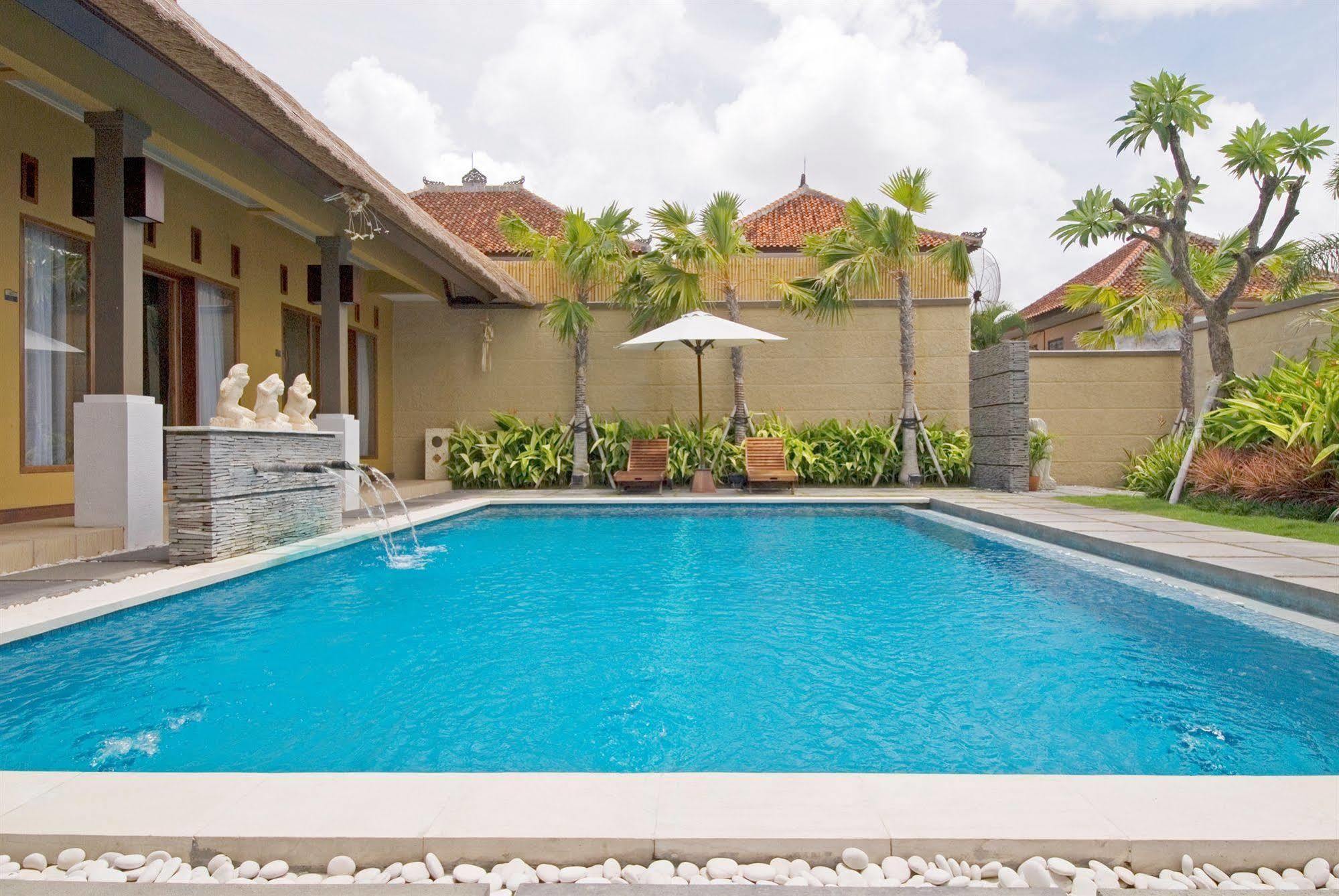 D'Alang Alang Villas Seminyak Buitenkant foto