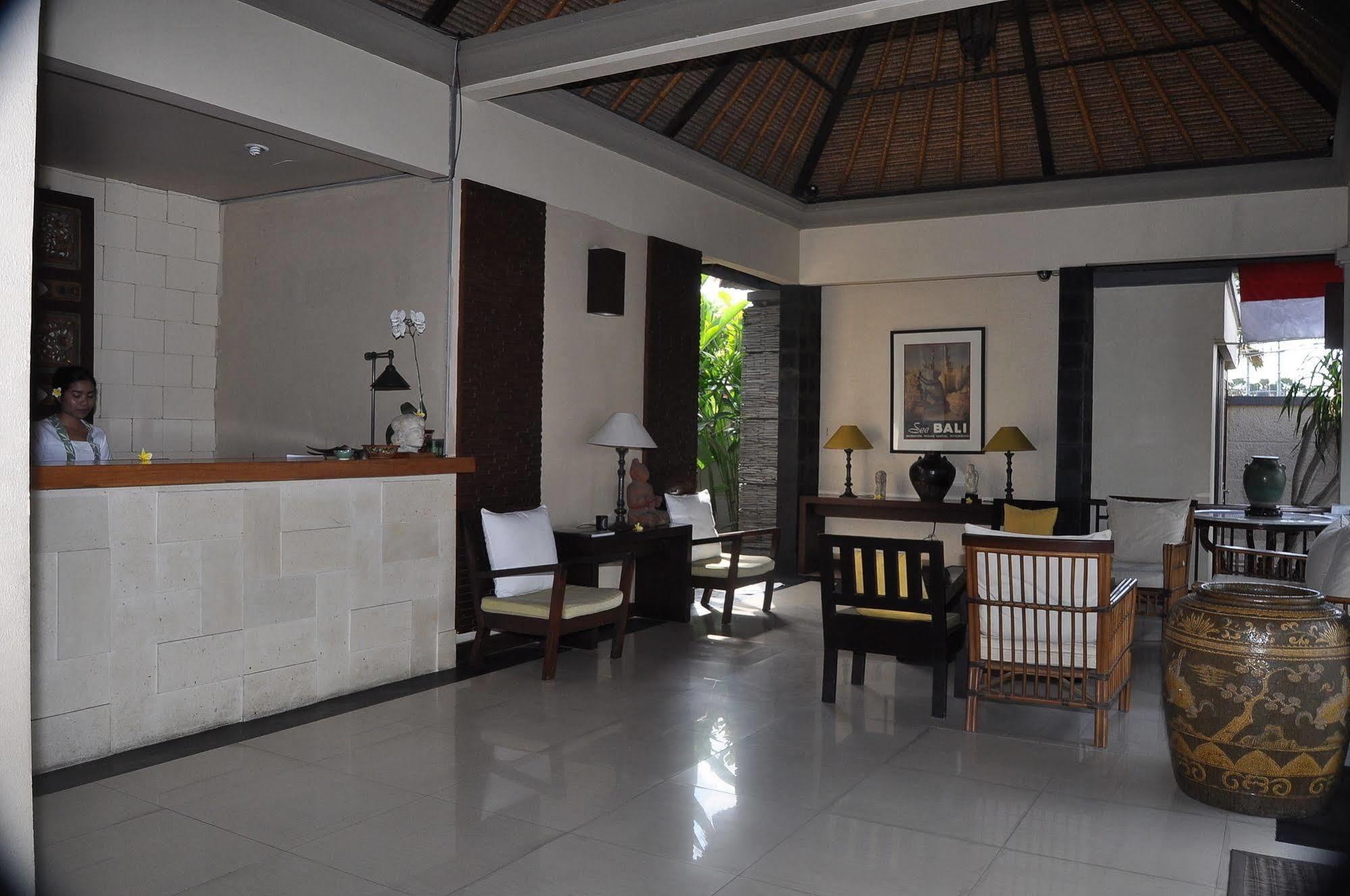 D'Alang Alang Villas Seminyak Buitenkant foto