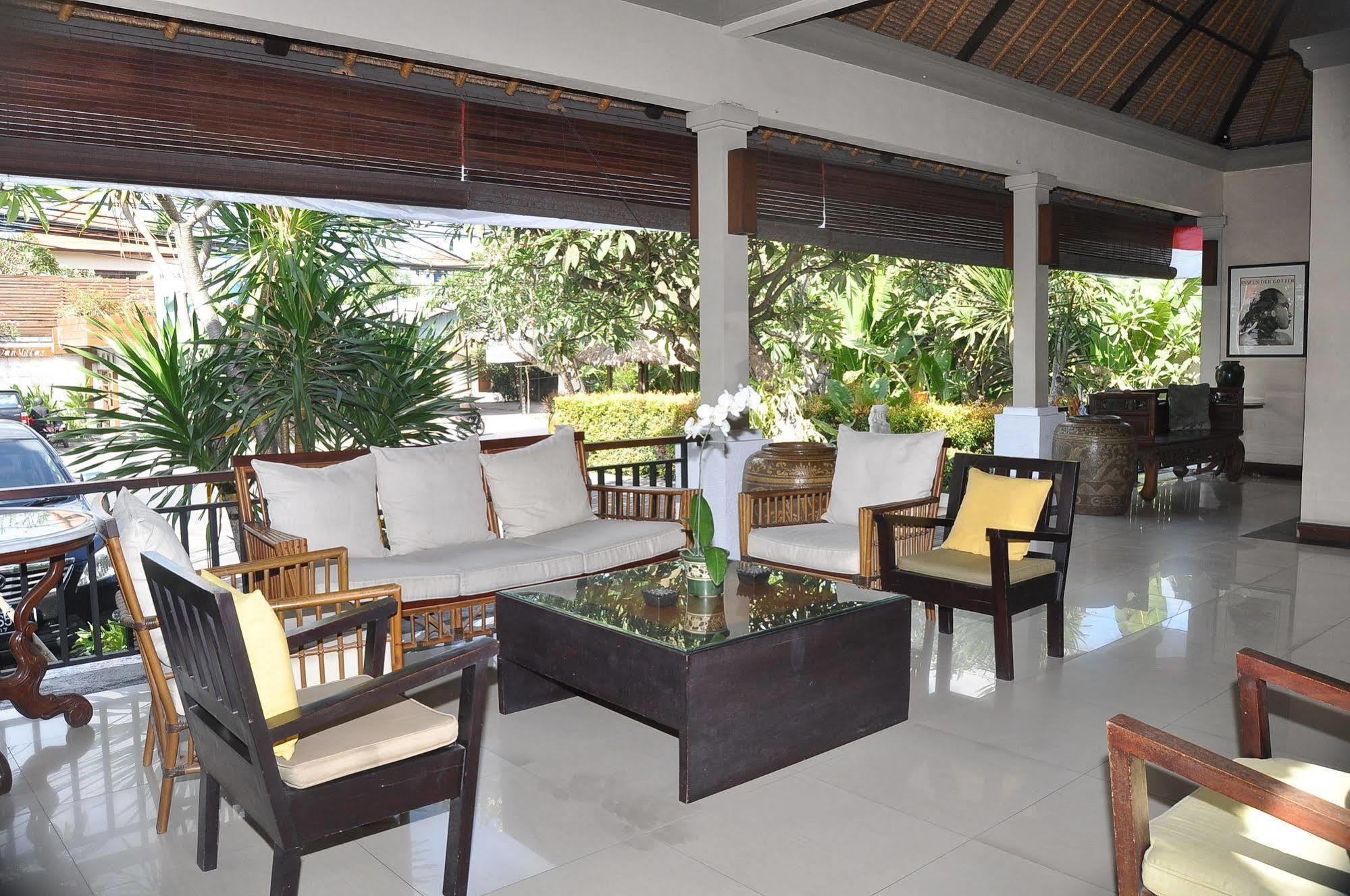 D'Alang Alang Villas Seminyak Buitenkant foto